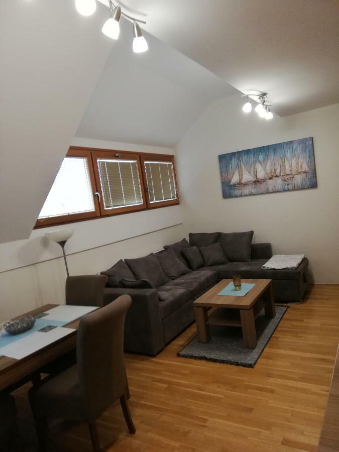 Apartman Florijan Appartamento Varaždin Esterno foto