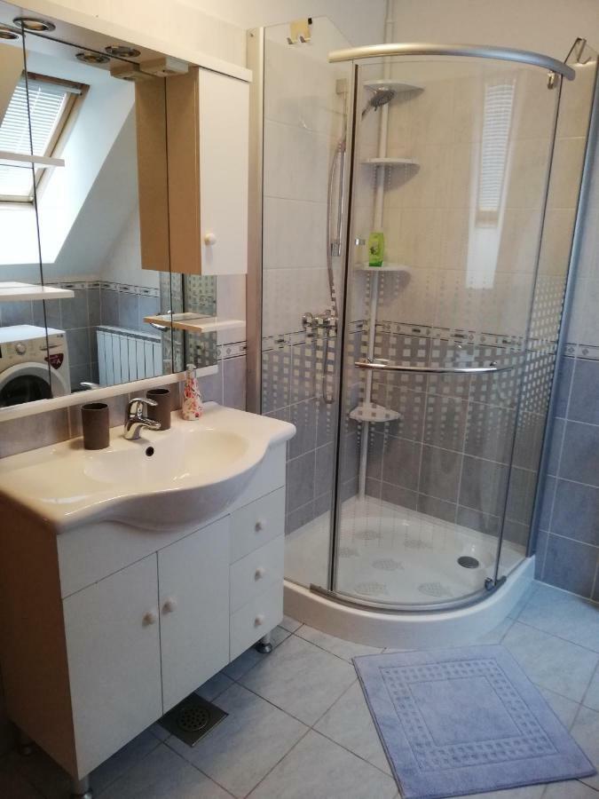 Apartman Florijan Appartamento Varaždin Esterno foto